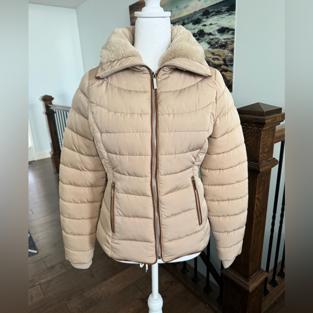 Puffer Jacket size 2 color beige winter